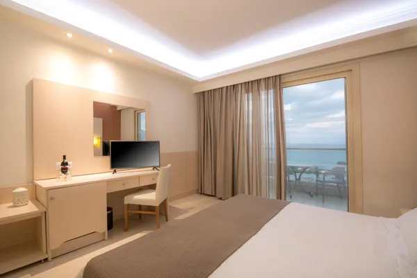 grand-blue-beach (2).jpg