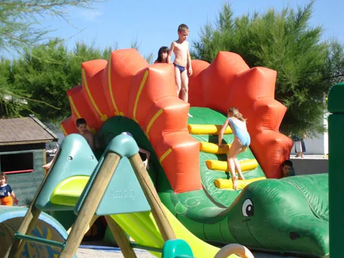 Wat is er te doen voor kids bij Camping Tahiti?
