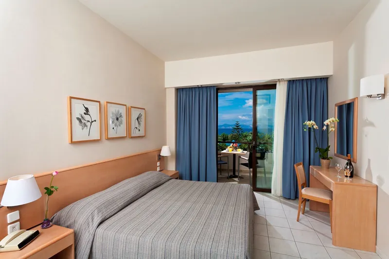 aparthotel-andrea-mare (13).jpg
