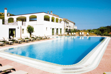 Residence Castellaro Golf Resort