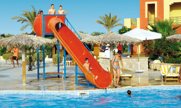 Hotel Royal Tulip Beach Resort