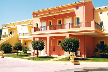 SPLASHWORLD Aqualand Village_3.jpg