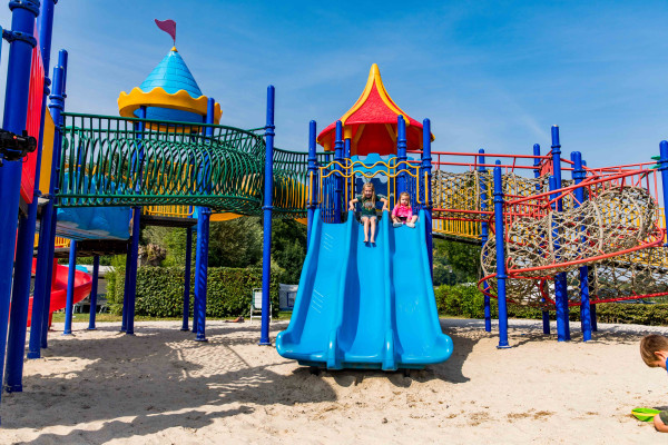 Residence Valkenburg - Speeltuin - 8 - kopie.jpg