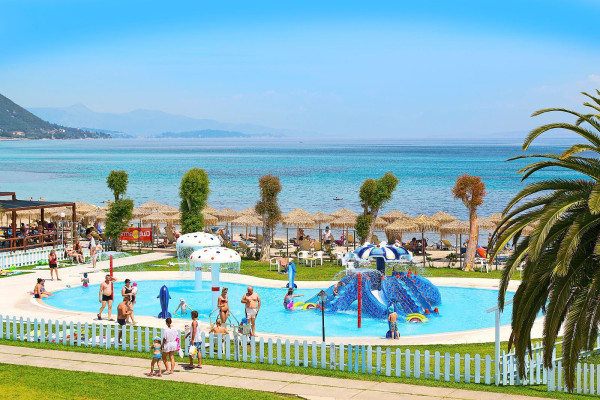 hotel-messonghi-beach (2).jpg