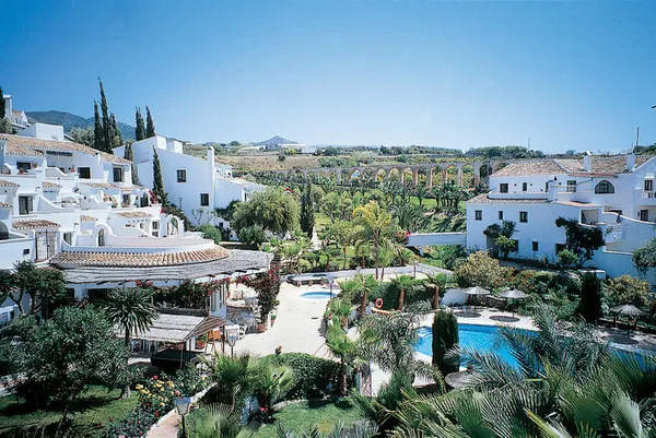 Vakantiepark El Capistrano Village - Nerja, Spanje