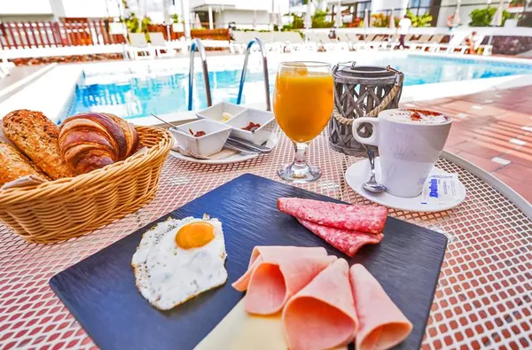 Time To Smile Coral Dreams