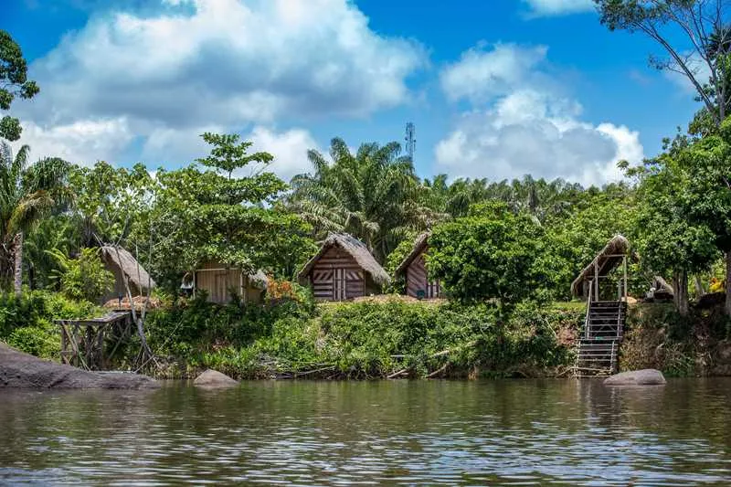 SURINAME.jpg