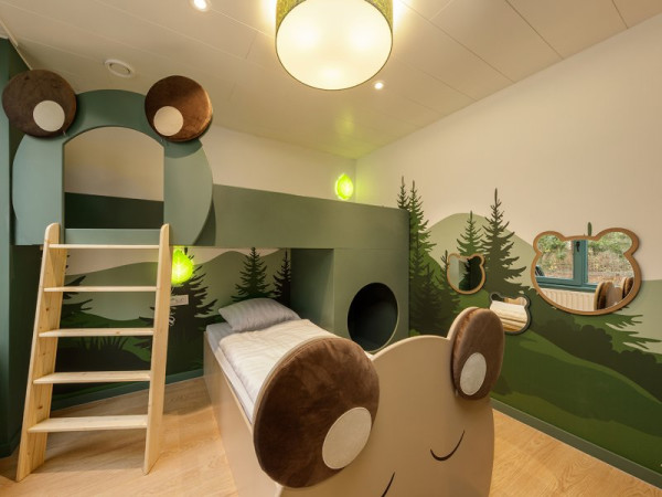 Dierenbos cottage.jpg