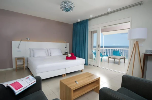 Oasis Coral Estate Beach, Dive & Wellness Resort