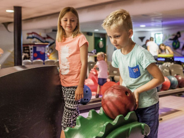 Camping de Schatberg bowlingbaan - kopie.jpg