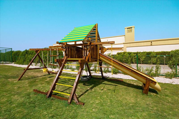 Hotel SUNRISE Marina Resort