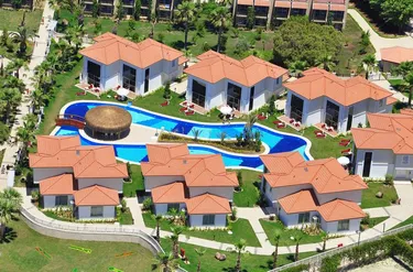 Paloma Oceana Resort