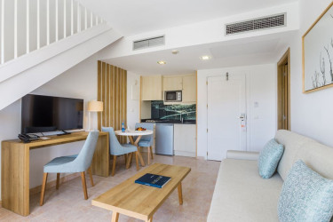 zafiro-palmanova (2).jpg