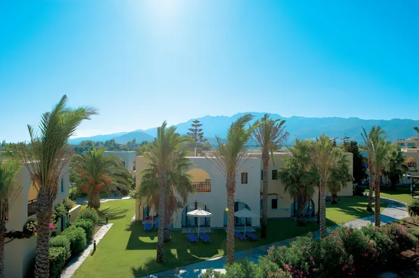 Grecotel Royal Park (12).jpg