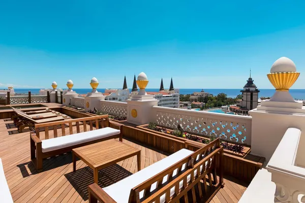 Titanic Mardan Palace 