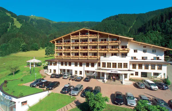 Hotel Alpine Resort