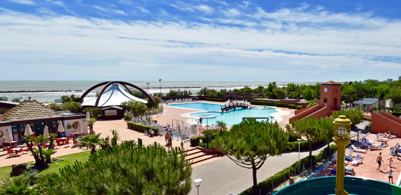 spiaggia-e-mare_45778770591_o.jpg
