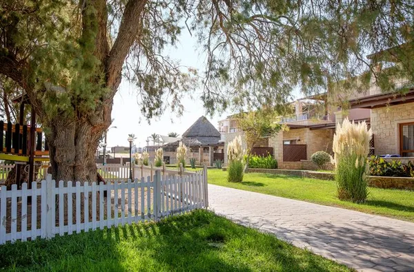 TUI BLUE Atlantica Creta Paradise