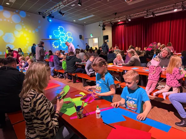 REVIEW: Nola en Moos checken Kampeerdorp de Zandstuve