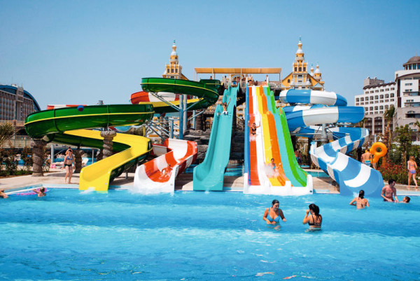 Royal Holiday Palace