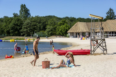 Camping Les Alicourts Resort- strandje