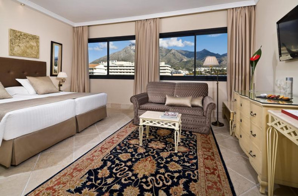 Hotel Gran Melia Don Pepe