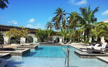 Hotel Talk of the Town