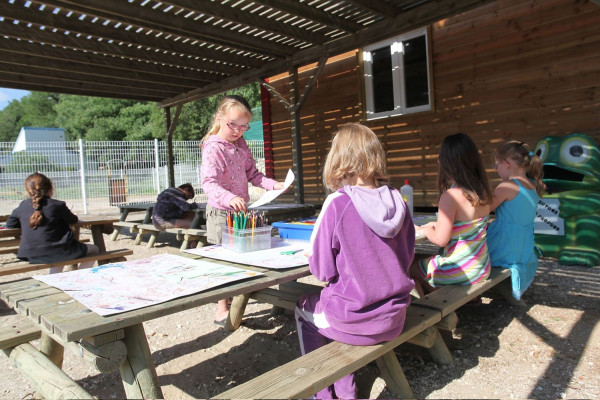 Kindvriendelijke vakantie in Frankrijk - Vakantiepark Le Bois Fleuri - Argelès-sur-Mer