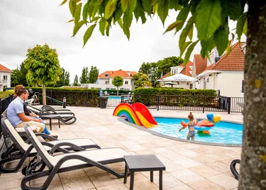 Recreatiepark Noordwijkse Duinen - Zwembad - 4 - kopie.jpg