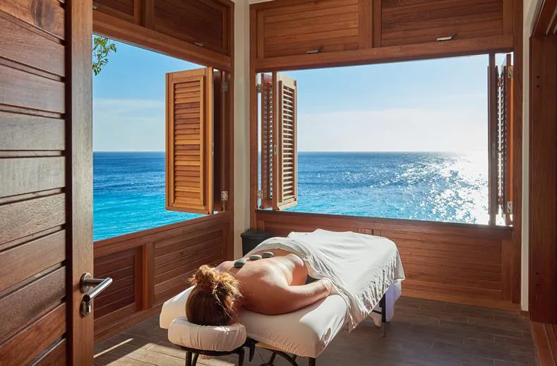Oasis Coral Estate Beach, Dive & Wellness Resort