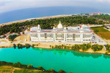 Diamond Premium Hotel