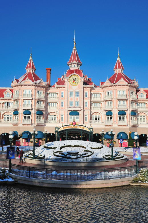 Disneyland Hotel