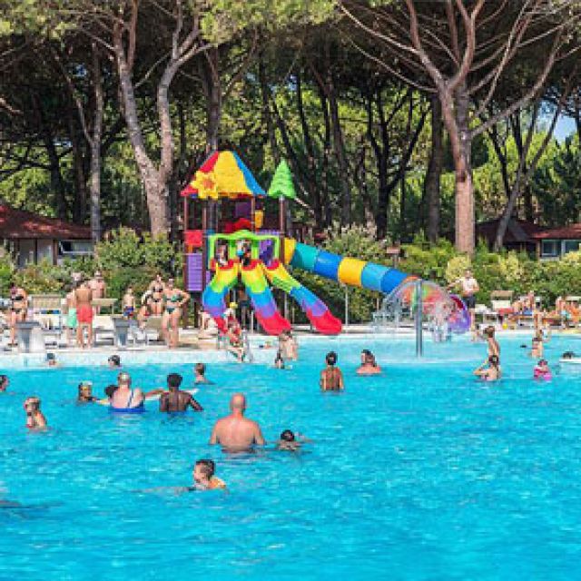 Kindvriendelijke vakantie in Italië; - Camping Village Rivanuova - Martinsicuro